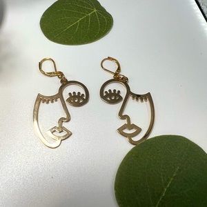 Gold face earrings (Handmade)